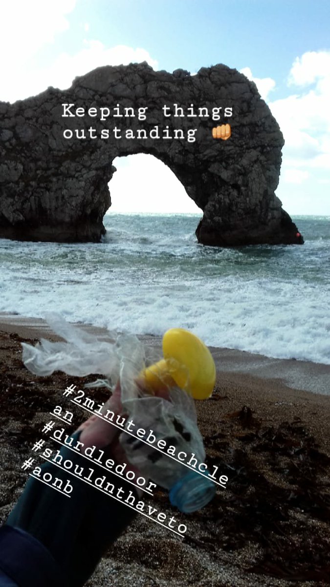 _huckflynn's tweet photo. Keeping things outstanding 👊👍
#outstandingweek @CPRE @AONBFamily #durdledoor #dorset #JurassicCoast @2minbeachclean #plasticpollution #PlasticFreeFriday #aonb https://t.co/vkykHvWPuW