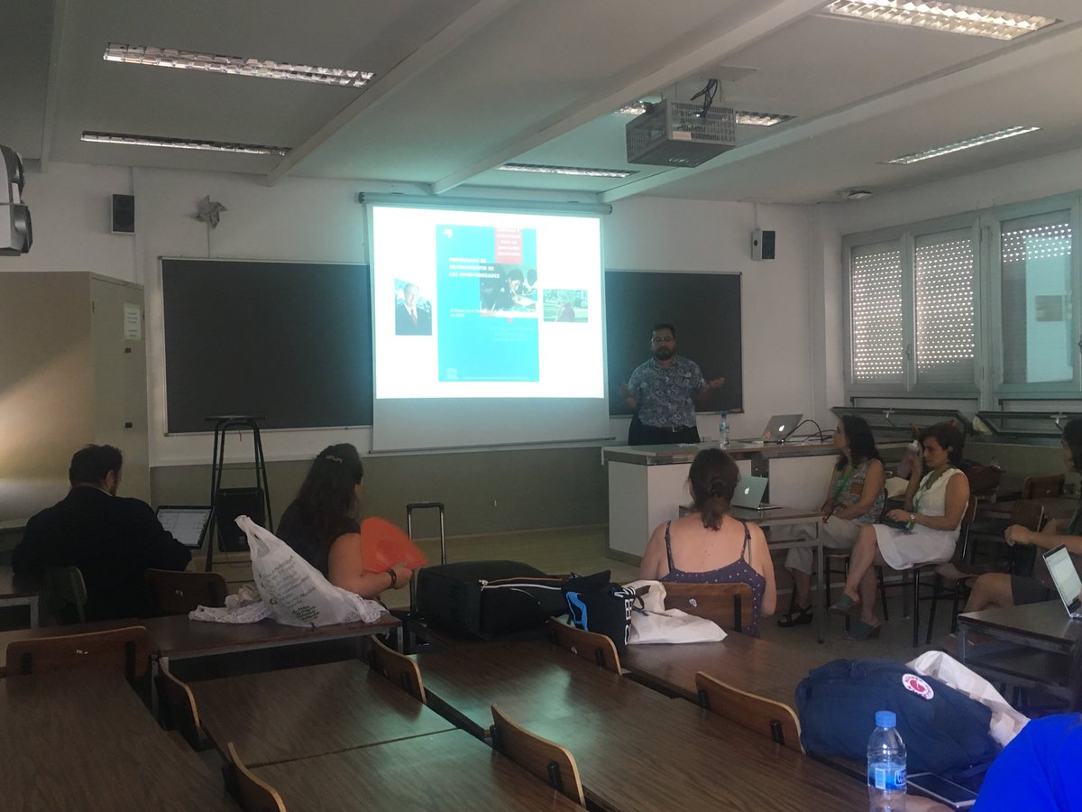 Iniciando semillas, germinación y ramificaciones de aps en Chile @AramburuzabalaP <a href="/hectoropazo/">Hector Opazo</a> <a href="/EuropeEngage/">Europe Engage</a>