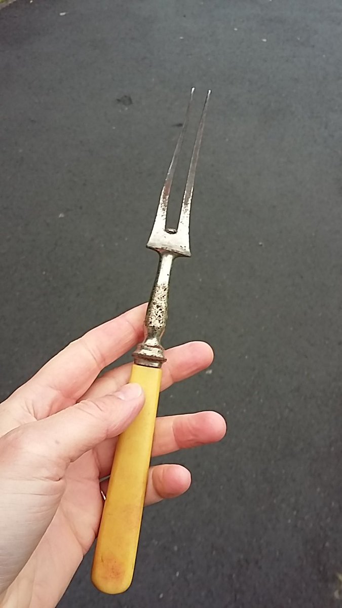 Meanwhile...<a href="/ninaludo/">Nina Smith (Nina Ludovica Smith)</a> is on a train somewhere heading from London to Lickey Hills via nottingham. We've got this for you when you get here xxx #KILN #wrongturn