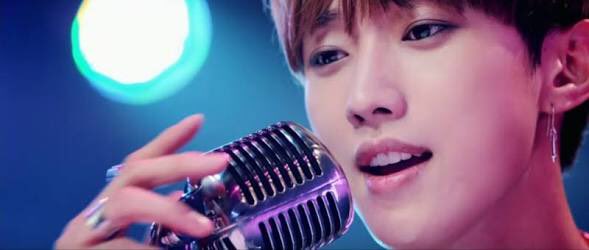 このジニョンさんめっちゃかっこよくないですか⁇💗全部かっこいいん