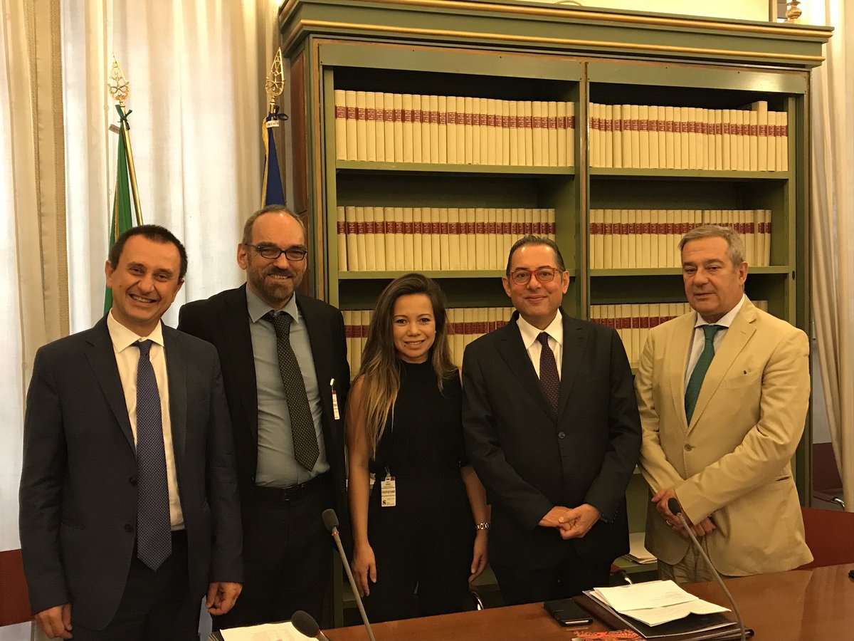 giannipittella's tweet photo. Abbiamo istituito il Gruppo di amicizia interparlamentare Italia-Argentina, a cui hanno aderito oltre sessanta parlamentari, e che ho l’onore di presiedere. È importare coltivare l’amicizia fra Italia e Argentina, e aiutare imprese e cittadini che lavorano e vivono nei due paesi. https://t.co/NX3DV1n56L