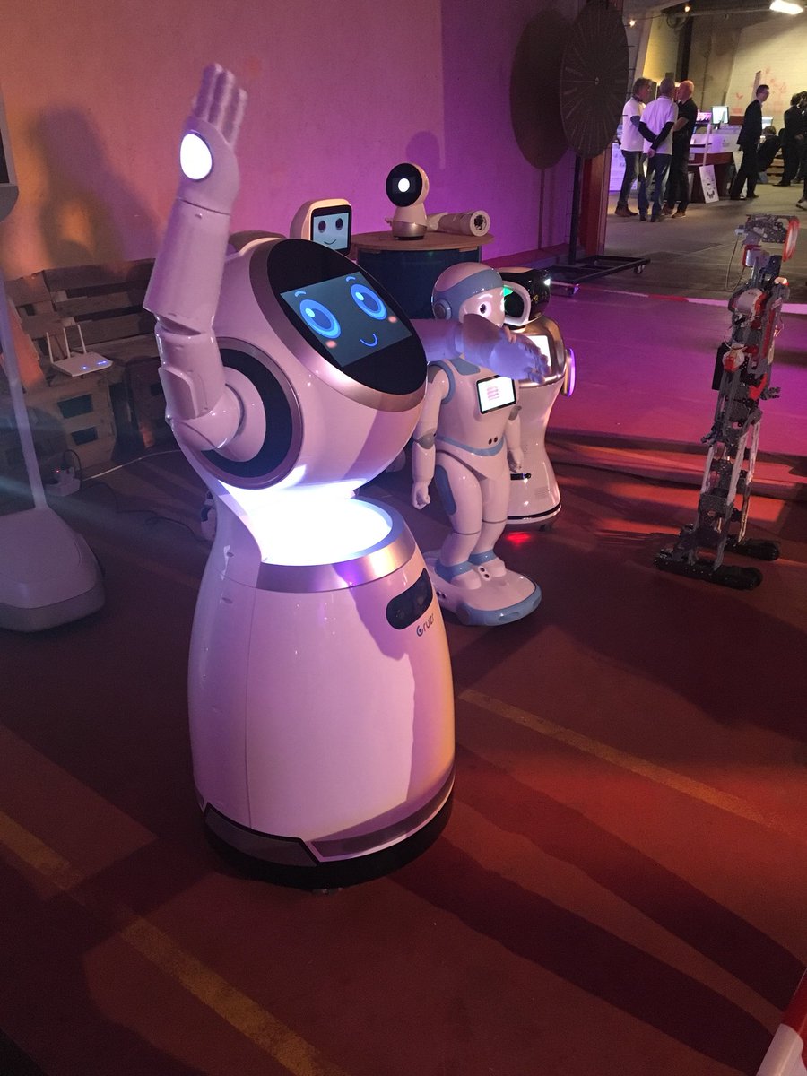 Tof hier <a href="/Honigcomplex/">Honigcomplex</a> met om 15.00 uur Drone Race op binnenparcours. Winnaar gaat naar huis met ‘n èchte drone #innovatie <a href="/GreenCapital18/">Nijmegen European Green Capital 2018</a> #nijmegen