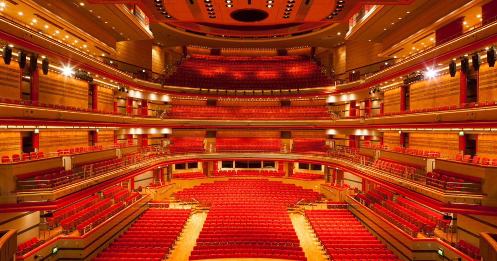 Off to hear wonderful <a href="/TheCBSO/">CBSO</a> at the amazing Symphony Hall, Birmingham raising money for <a href="/CBSOBenevolent/">CBSO Benevolent Fund</a> musicians RT <a href="/BCMG/">Birmingham Contemporary Music Group</a> <a href="/sibelian62/">Patrick McDermott 💙</a> <a href="/THSHBirmingham/">THSH</a> <a href="/visit_bham/">Visit Birmingham & West Midlands</a> <a href="/birmingham_live/">Birmingham Live</a> *spread the word tix available!*