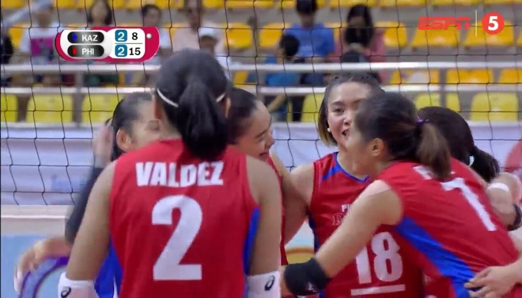 boy_labo23's tweet photo. Team Philippines ended their #AVC2018 stint with a win and takes the 9th place after defeating Kazakhstan in 5 sets. | 25-13, 23-25, 25-22, 17-25, 15-8 | Congrats! 🇵🇭

#LabanPilipinas https://t.co/EYwqQhkyMh