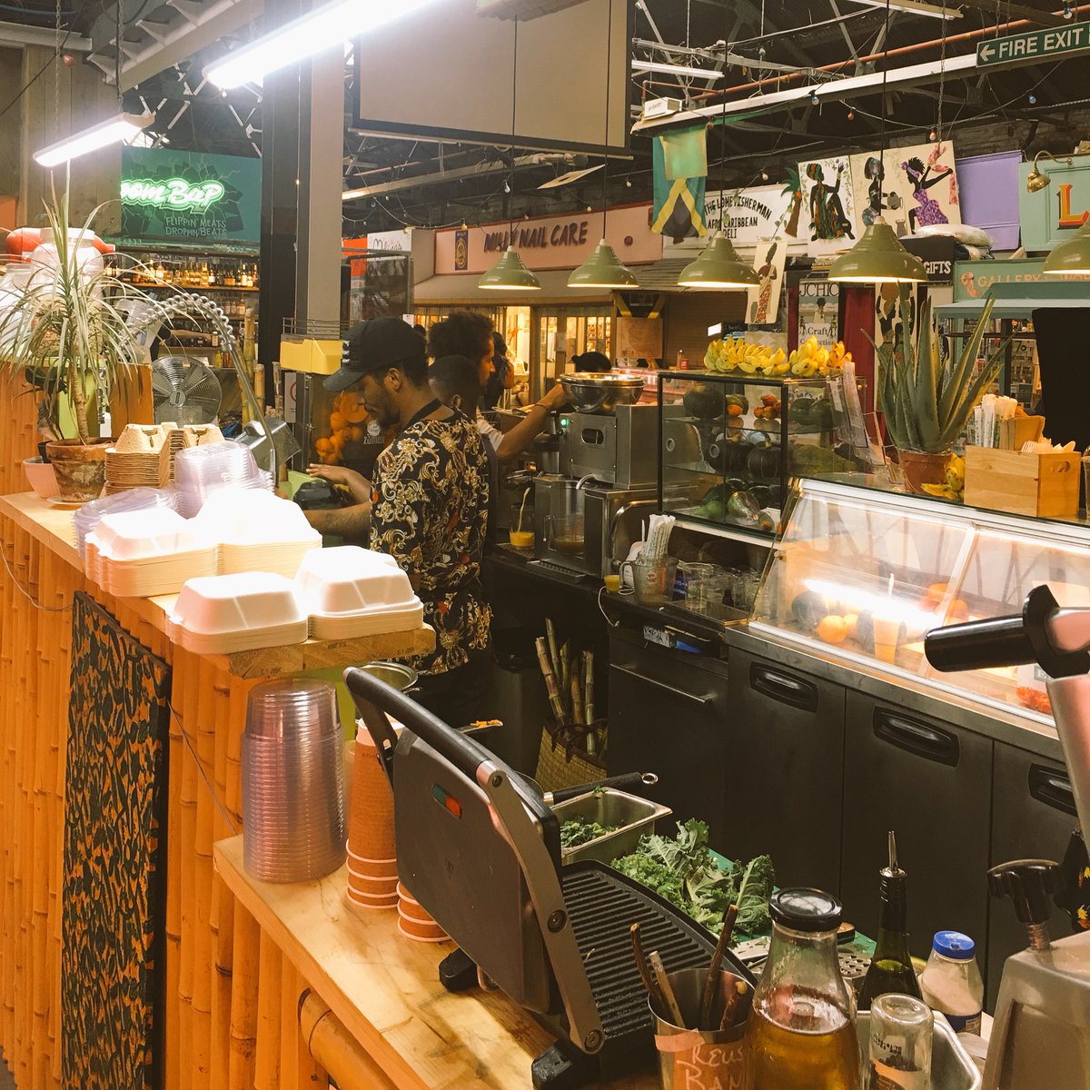 Tootopia's tweet photo. The #FoodieTrail and #ThirstQuest is in full swing at @TootingMarket! For the full list of participating food & drink outlets and their festival deals head to https://t.co/RJMJsQWqSS ππππ₯πΈπΊπΉπ₯ https://t.co/rSaGE1rday