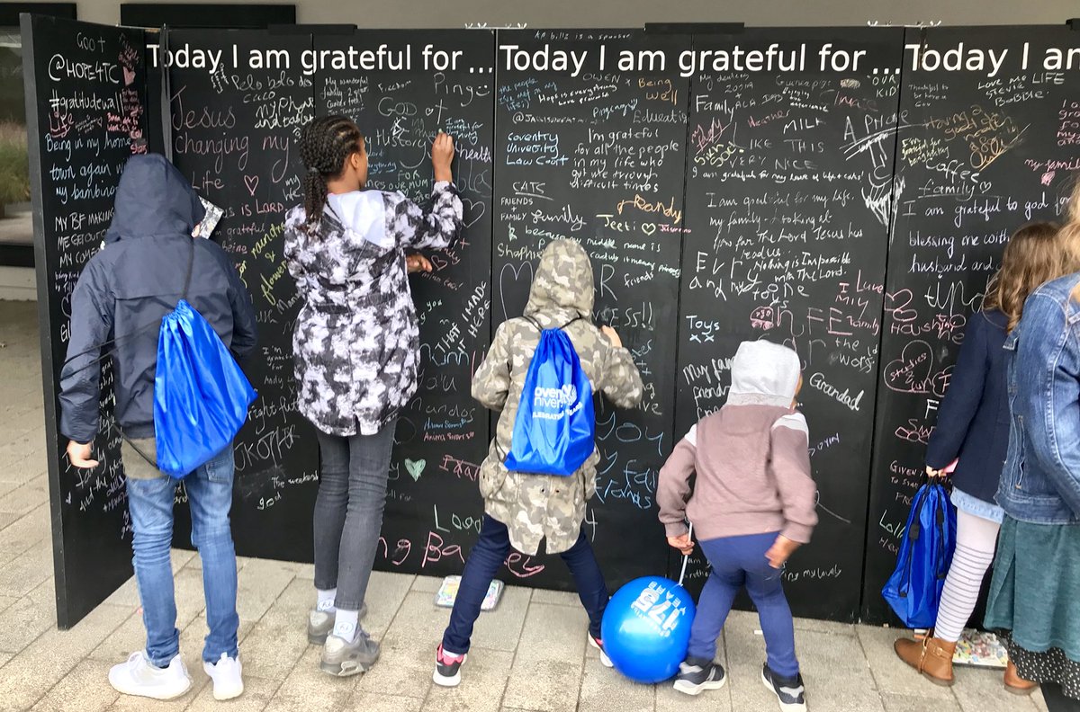 GMatouskova's tweet photo. My little helper has arrived and we are running out of room on @HOPE4TC #gratitudewall #175coventry #thisiscoventry @ImagineerUK @CoventryUniNews #communityart #wellbeing #family #coventry https://t.co/MC4MufYtMc