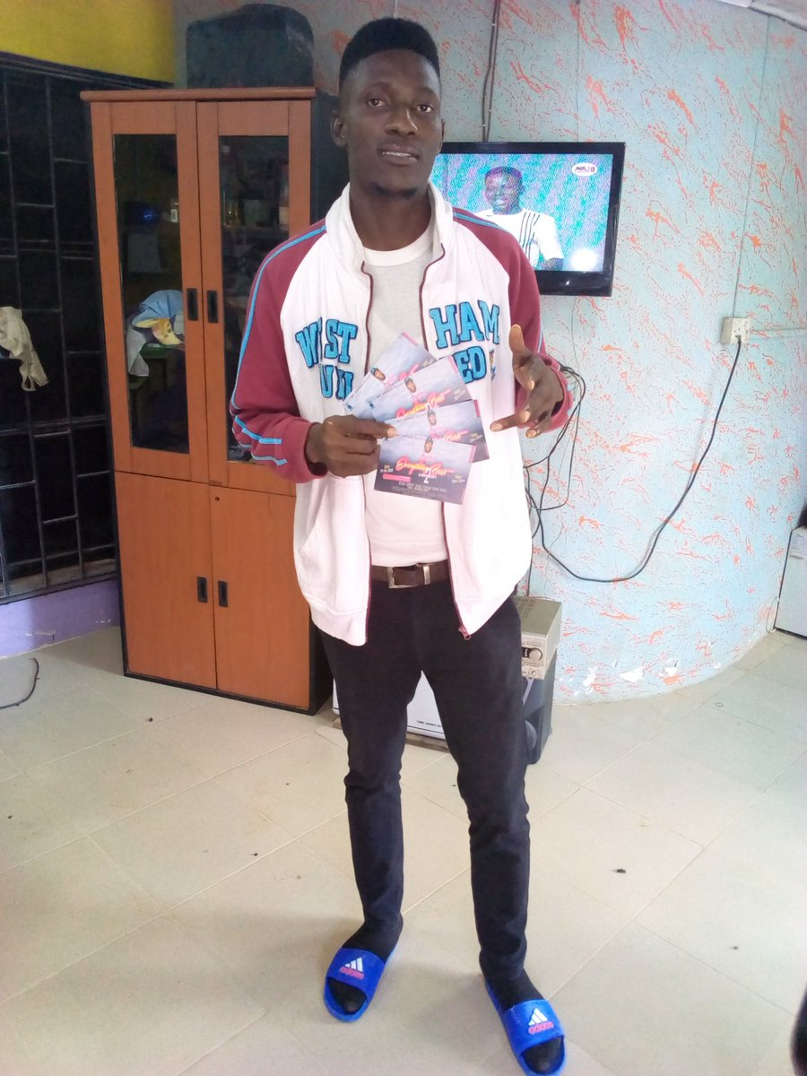 bestslimever's tweet photo. EVERYTHING BEST CONCERT 2
Invitation card available
for pick up/Delivery
Participation | Enquiries
WhatsApp: +2347063375995
Call: +2348172817366
#RapRecords
#TeamBest
#EverythingBestConcert2
#OshodiToTheWorld
#EverythingBest rocks. https://t.co/RqBsGzvp9D