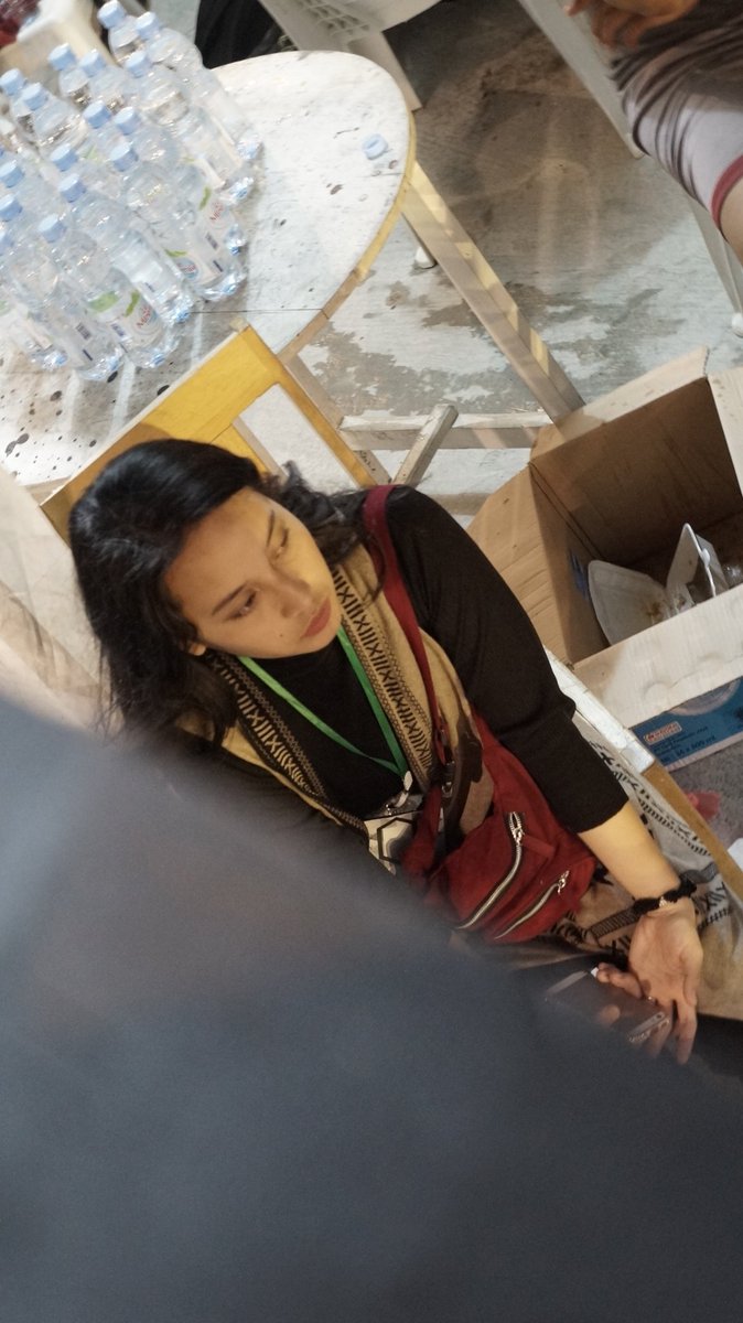 CMuadzin's tweet photo. Di acara ini kemarin ketemu si April. Seru acaranya, crowed nya juga asik. tapi disekian banyaknya manusia, selalu nyari si april. seneng sih, tapi bingung, agak sulit untuk ngedapetinnya... https://t.co/hz3SRnIhRg