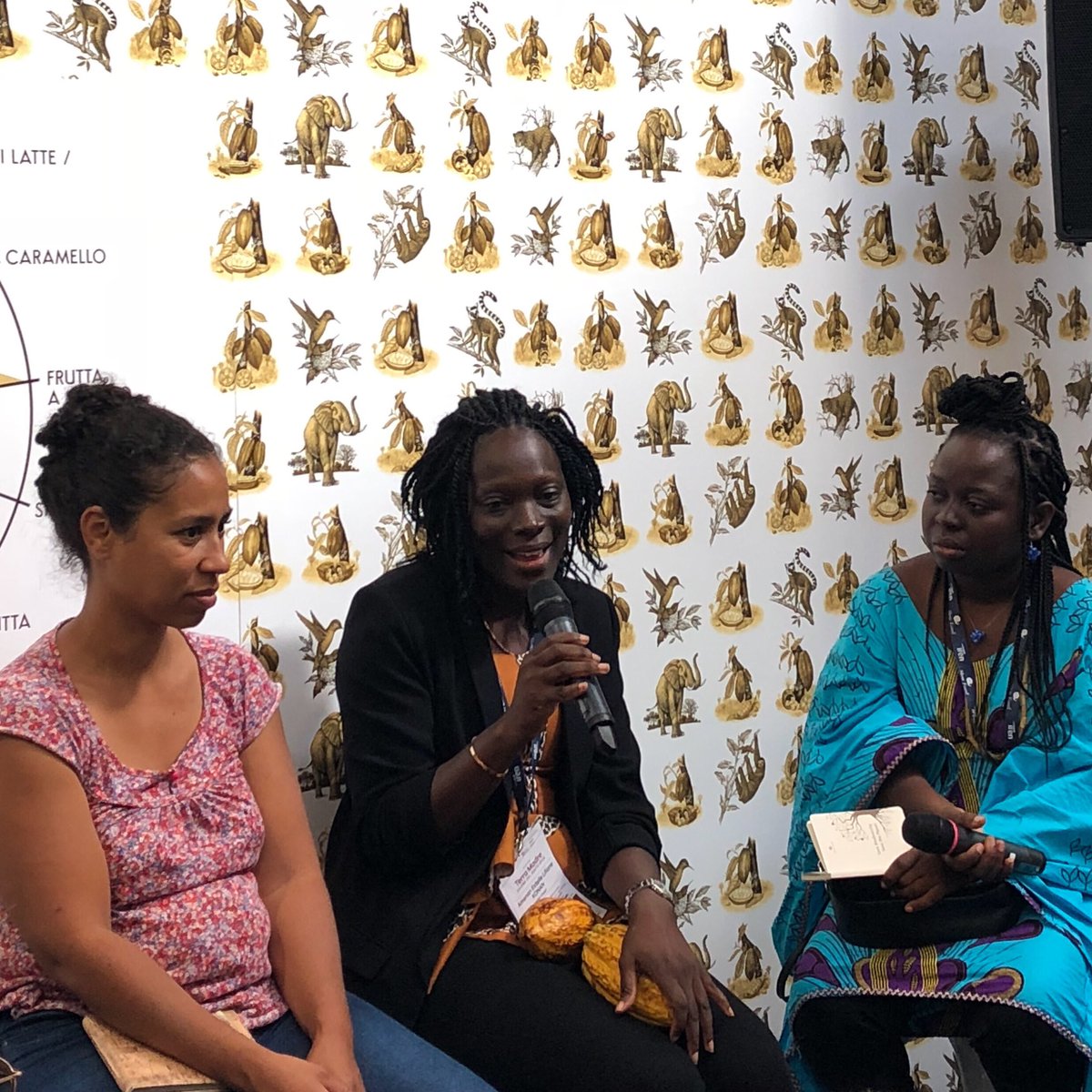 Siamo felici di accogliere al Cacao Camp by Domori Estelle Conan, delegata #terramadre2018 e fondatrice della Cooperativa Scay Scoops che riunisce in Costa d’Avorio produttori di cacao biologico.