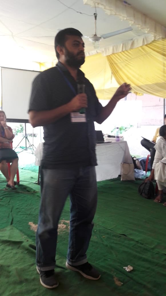 WaterAidIndia's tweet photo. Dr Nurullah Awal from @WaterAidBD shares his experience on how #WASH services were integrated in health care facilities of Bangladesh. #NationalHealthAssembly @jsa_india https://t.co/qEXDhWmO4Z