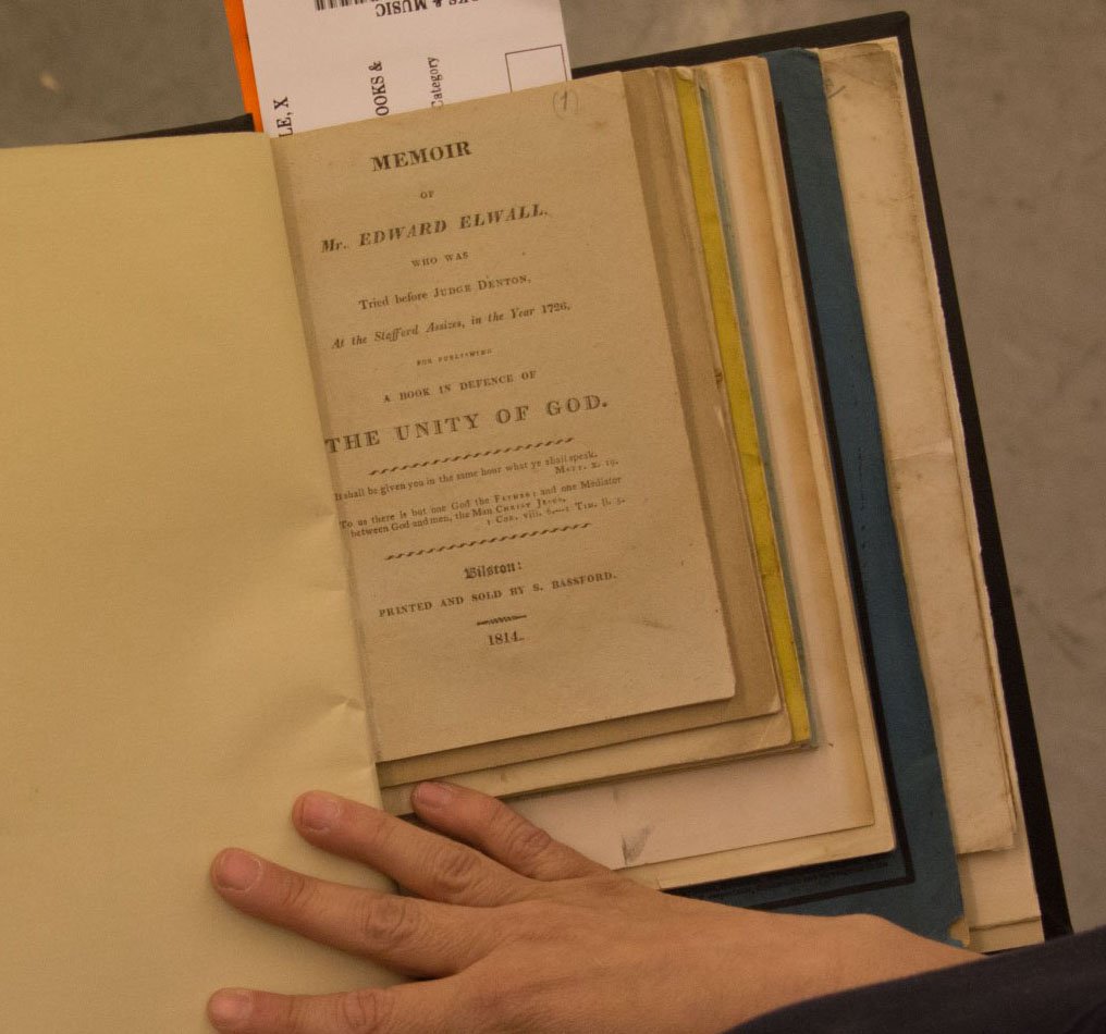 ElasticSystem's tweet image. #ThingsDiscoveredAtTheBritishLibrary  – books that used to be kept inside other books, because book binding  used to be a bit of a bind.