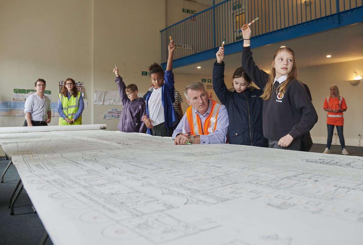 Herne Hill Mural tweet media