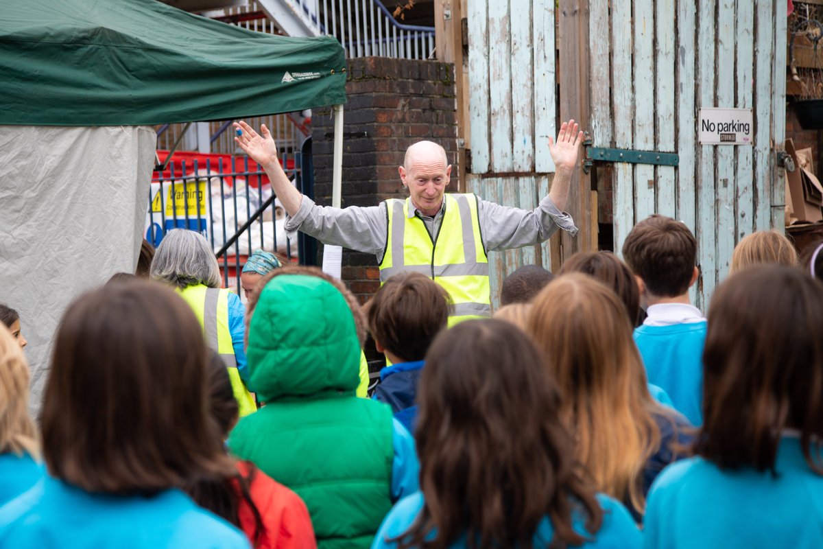 Herne Hill Mural tweet media