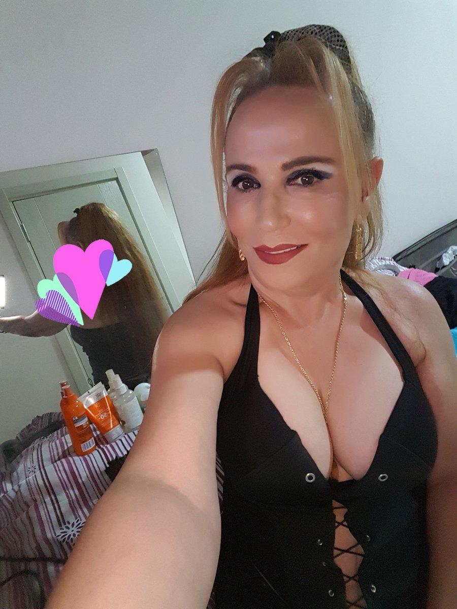 Ulus rüzgarlı da pasajda özlem taverna dayım akşam saat 6 dan gece 02. 'ye kadar