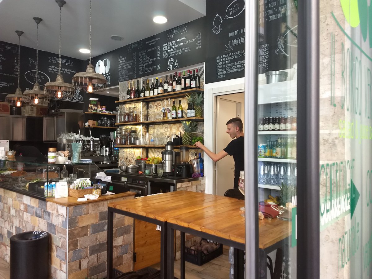 userzimmermann's tweet image. Slowly #recovering from a very short night... At amazingly #cozy #IlBorgoVerde w/the most probably best #nutrition and #friendliest #staff you can find in #Frascati, or maybe even all around #Roma ;)