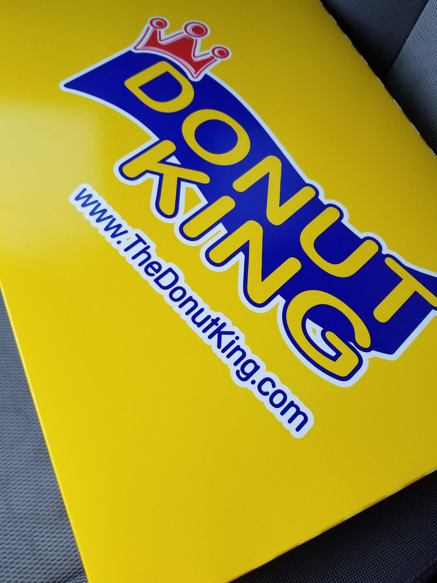 DreamRoles2018's tweet photo. It's promo video shoot day! #DreamRoles2018 #DonutKing #PoweredbySugar https://t.co/RI80m2kICL