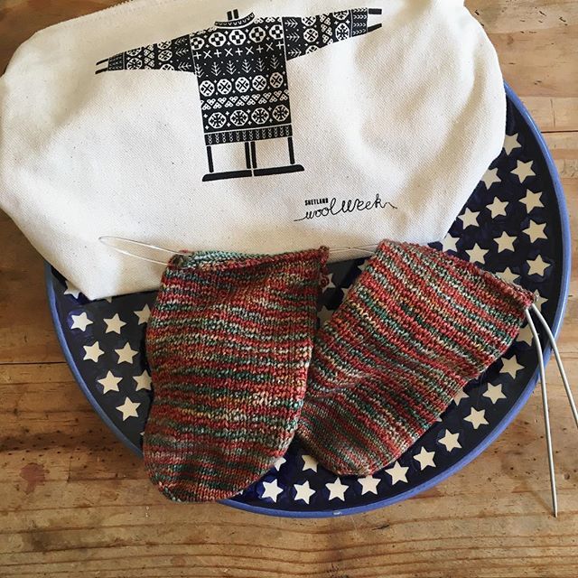 Wishing everyone a very jolly #shetlandwoolweek! Neither of us can make it this year, but I enjoyed watching everyone posting about arriving in Shetland this morning while I started working on these socks again ... I ripped another 5 rows back and we’re … ift.tt/2Nx1DXt