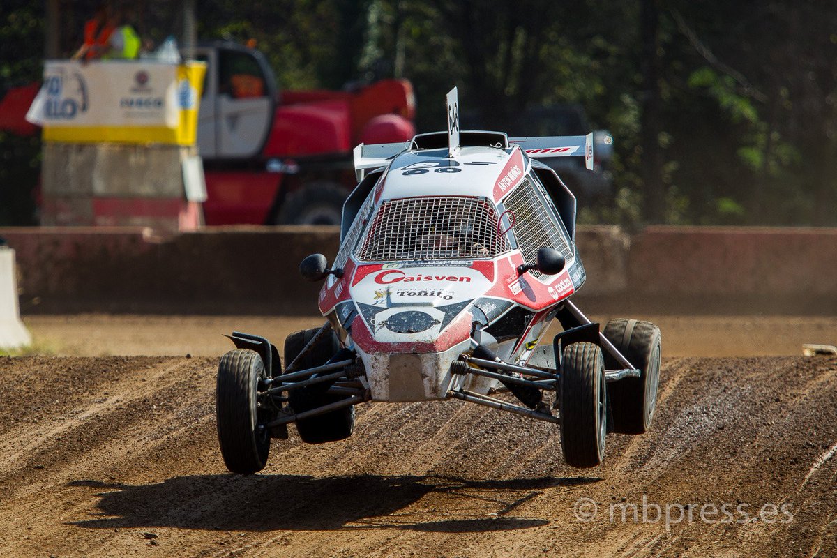 Cuarto mejor tiempo en la sesión de clasificación, poco más de 2 décimas nos han separado del mejoe tiempo. Centrados ya en la primera manga clasificatoria del Autocross de Maggiora.

@maggioraoffroad <a href="/Semog_Racing/">Marketing Semog</a> <a href="/mbpress_es/">Mbpress</a> <a href="/CEAX_RFEdA/">Campeonato España Autocross</a>