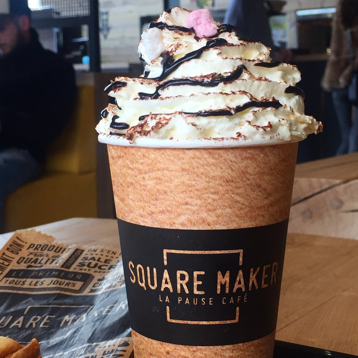 squaremaker13's tweet image. Cet après-midi, un latte macchiato arôme chocolate cookie 🍪 🙌🏻
.
#squaremaker #cafe #cafelatte #lattemacchiato #food #resto #croquemonsieur #marseille #terrassesduport #toulon #toulouse #purpan #labege #lescar #bourges #orleans #placedarc #startup #entreprisefrancaise 🇫🇷