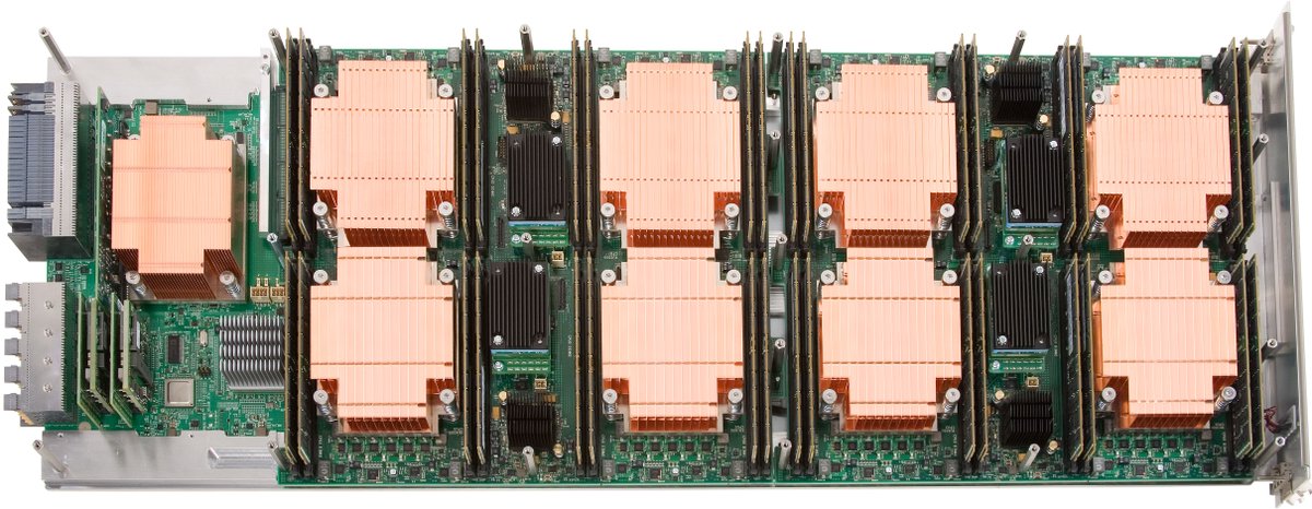 fedepisani's tweet photo. Attending New Scientist Live 2018 @newscilive? Visit the @EPCCed stand 1658 to learn more about supercomputers like @cray_inc ARCHER #XC30 and its #raspberry little brother Wee Archie #NSlive https://t.co/ZAX4fBpqhj https://t.co/QDSAVi5tEa