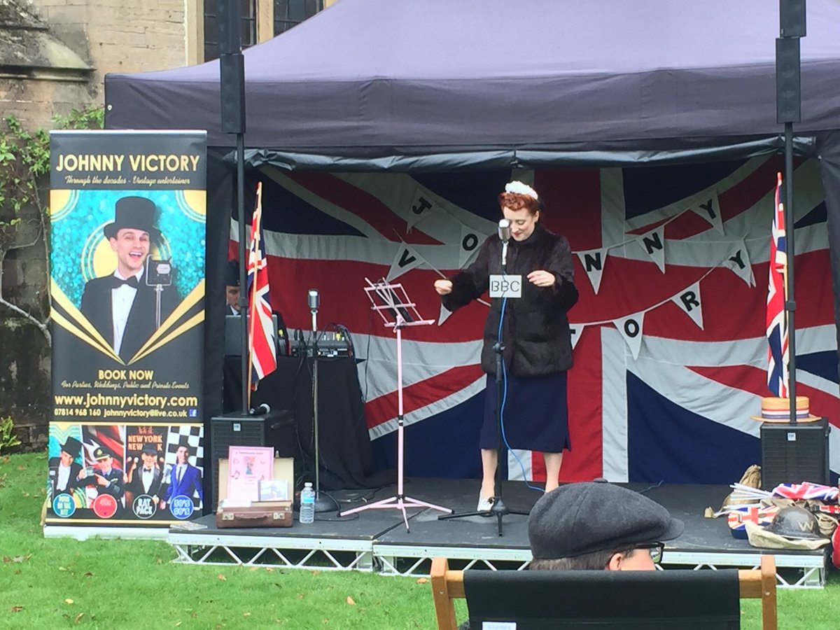 Christine Evans tweet media