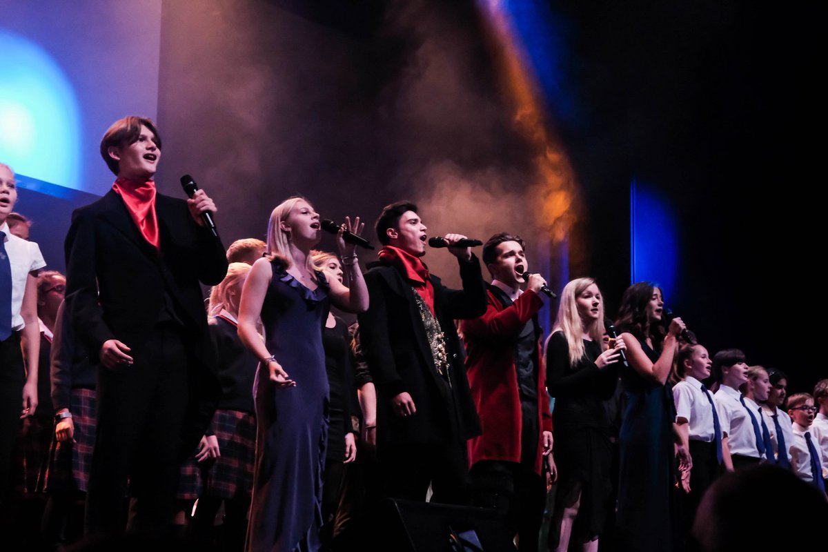 WellingtonUK's tweet photo. Last night we had the pleasure of officially opening our G.W. Annenberg Performing Arts Centre in the presence of HRH The Duke of Kent with a colourful programme of dance, drama and music performed by local schools and members of the Wellington Community✨https://t.co/M41SXK4GES https://t.co/JUcC96tk0n