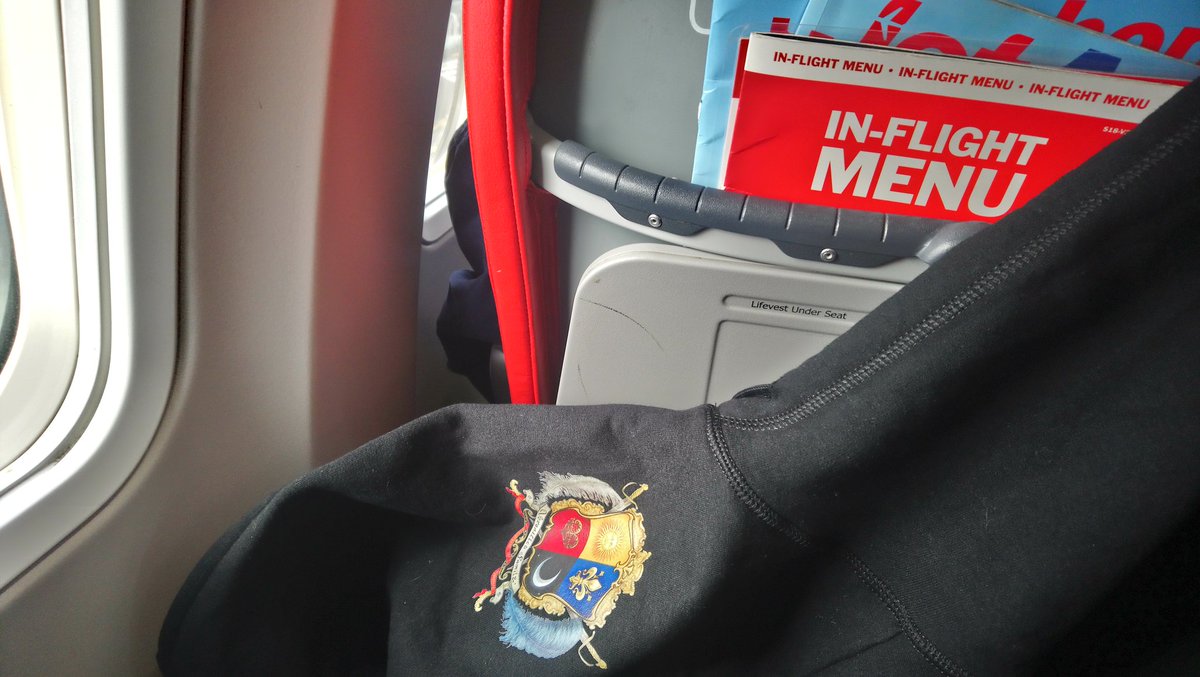Helencello's tweet image. Think I'll need my Versailles hoody when I get off this plane! 😂 @VersaillesFam #holidayisover
