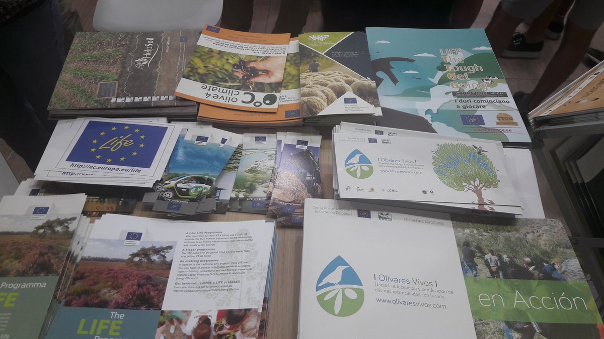 LIFE_TTGG's tweet photo. Happy to be at the European Commission stand #SalonedelGusto2018 @LIFEprogramme @polimi @Unicatt @oriGInNetwork @fqualivita @cniel @GranaPadanoDOP #enersem https://t.co/FACNsDe0fV