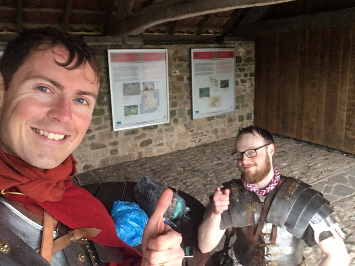 ServiliusPulex's tweet photo. @RomanCaerleon Isca to Venta Silurum 2018 has gone well...not sure about the trip back yet #RomanMarch #CaerleontoCaerwent #Romans #LegIIAug https://t.co/Z18nAmj2fF