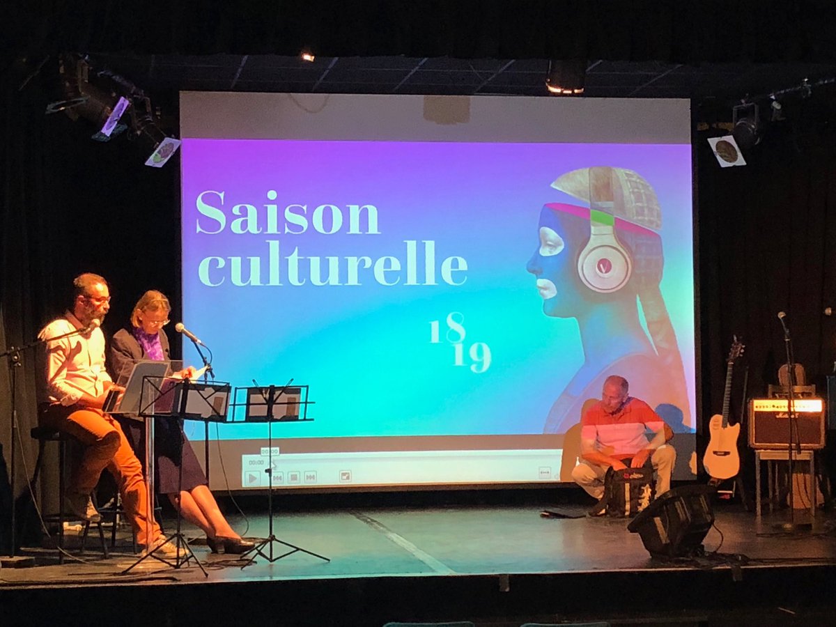 Répétition pour le lancement de la saison culturelle de Villecresnes. Rdv ce soir à 19h30 à <a href="/LaRueasso/">La Rue</a> Entrée libre sur réservation
