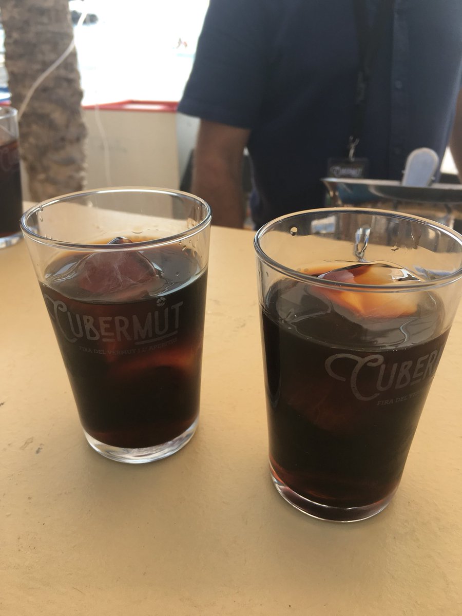 raulmudarra's tweet photo. #Cubermut @ajcubelles #firavermut avui i demà al passeig marítim
@CubellesTurisme @NodeGarraf https://t.co/GAwjSx7L0x