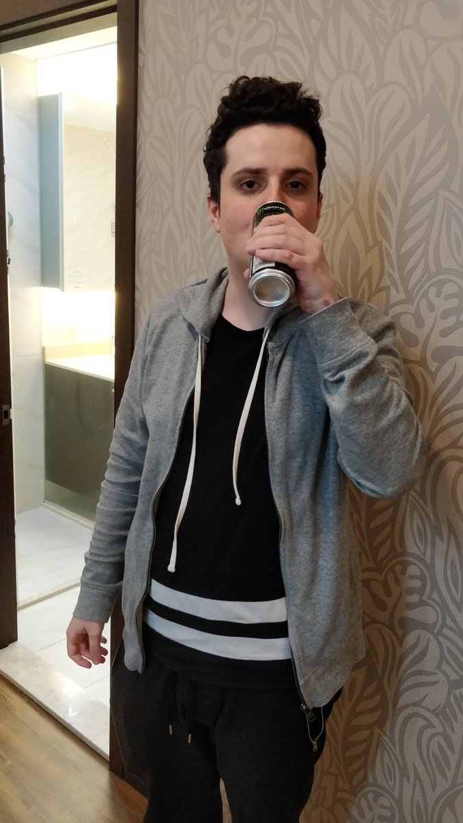 Peko On Twitter Dude U Look Like Jack White