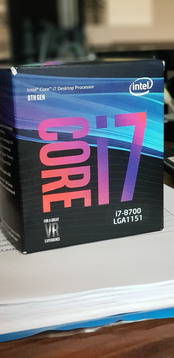 KnucklesRedLion's tweet image. I&apos;m so jelly right now #WorkPc