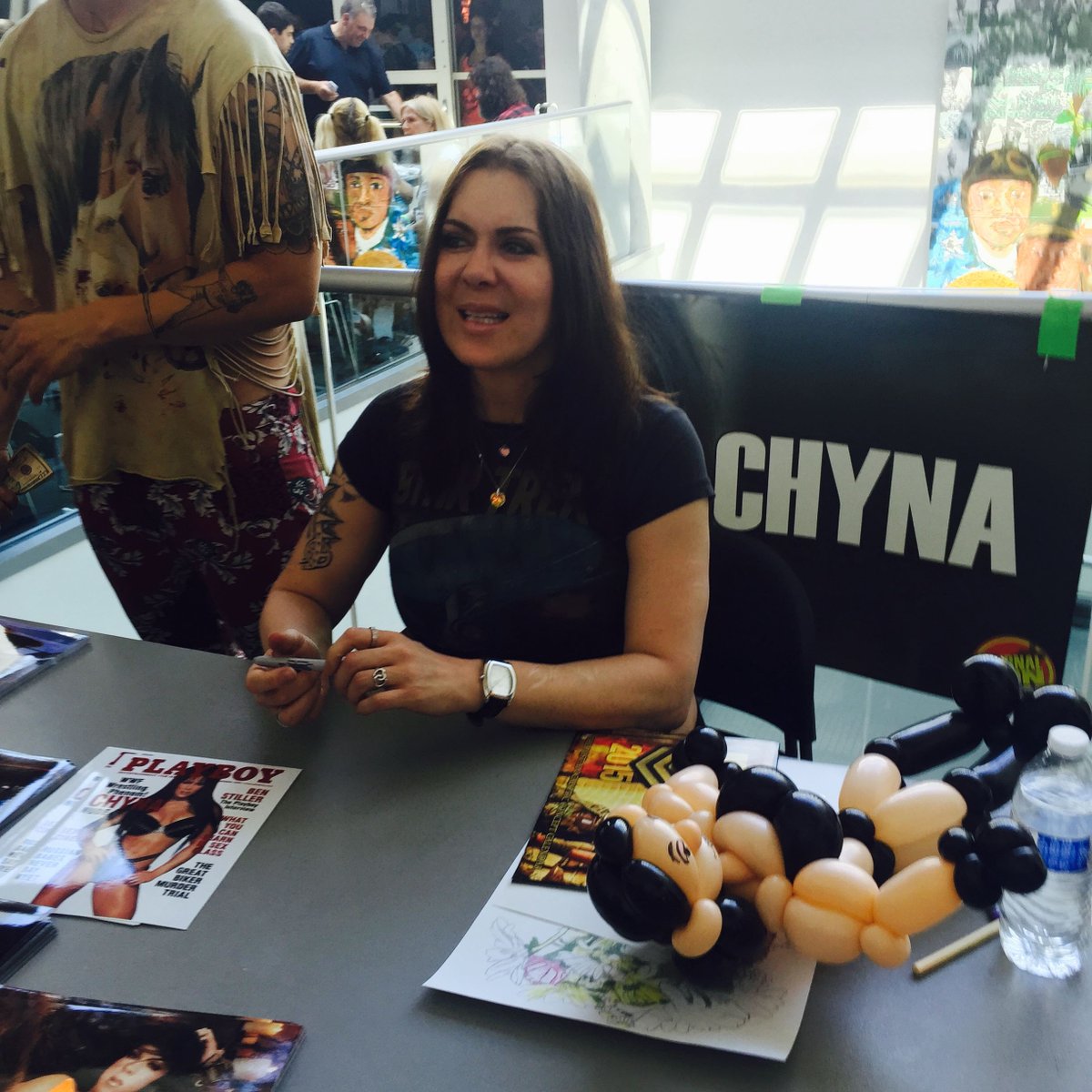 jamesperkins804's tweet photo. I recently found this and thought I'd share. It is from February 2016 when I met @ChynaJoanLaurer at a convention. I was so honored to get to meet and speak with her. #CHYNAWWEHOF. https://t.co/DKpqpxED7F
