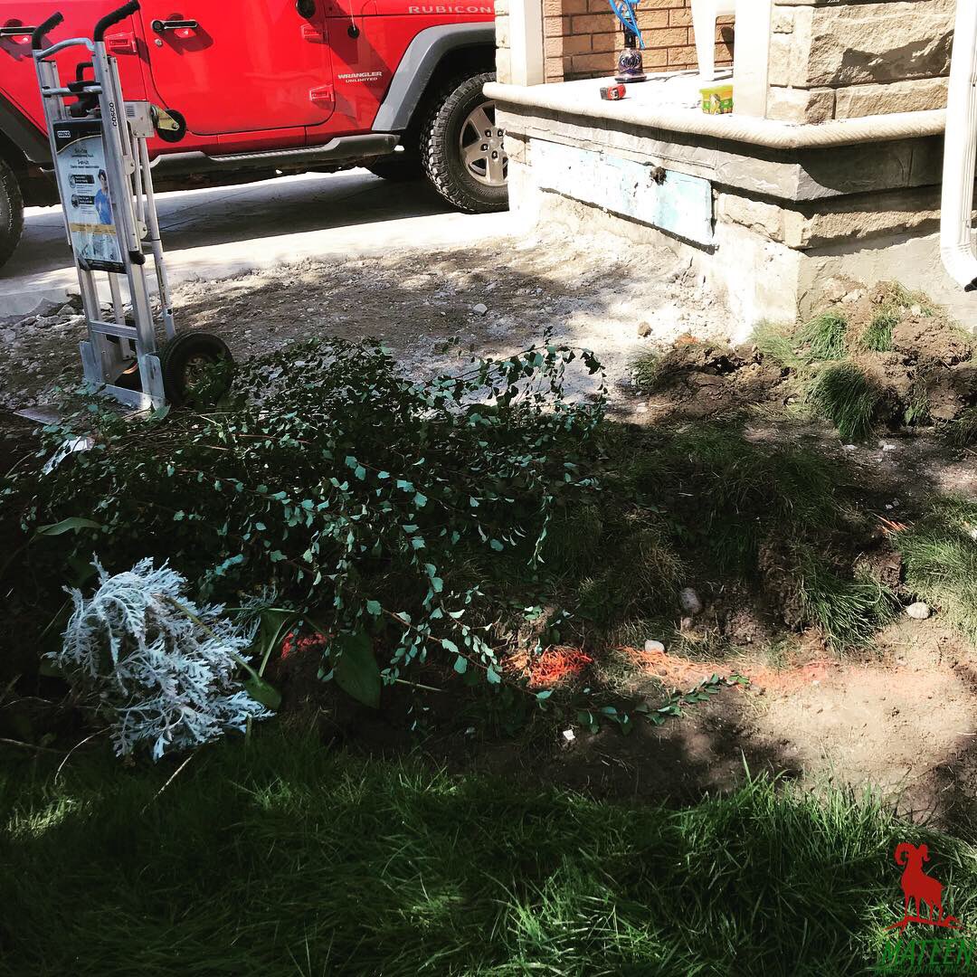 mateengeneral's tweet photo. ⛏🏗
⁣
Preparations underway! ⁣
⁣
Another project undergoing construction for a interlocked walkway + steps coupled with a flower bed for that extra aesthetic appeal! ⁣
⁣
Trust @mateengeneral with your project and watch your vision come to life!
⁣
📞 now for a free estimate https://t.co/dy7ffXIjVM