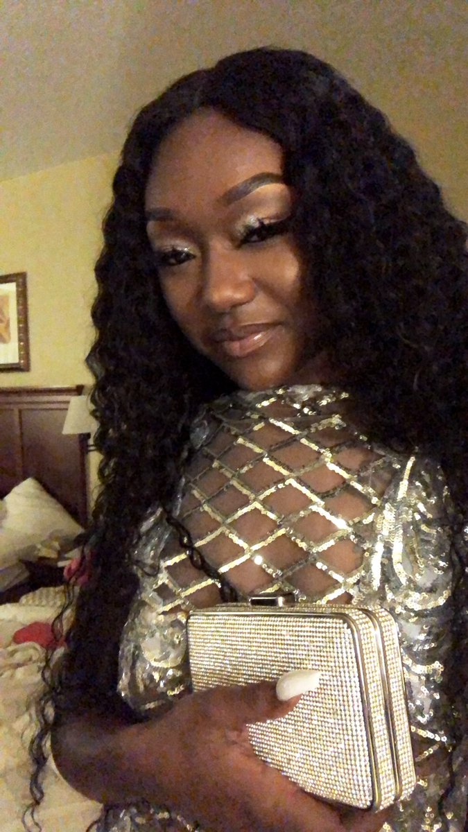 BadAssBresha's tweet photo. 21 21 21 🤪🎉🤸🏽♂️🤸🏽♂️HAPPY 21ST BIRTHDAY to a QUEEN!#itsaMFcelebration🎊2️⃣1️⃣ #Sep22nd♍️ https://t.co/7JldCpU71G