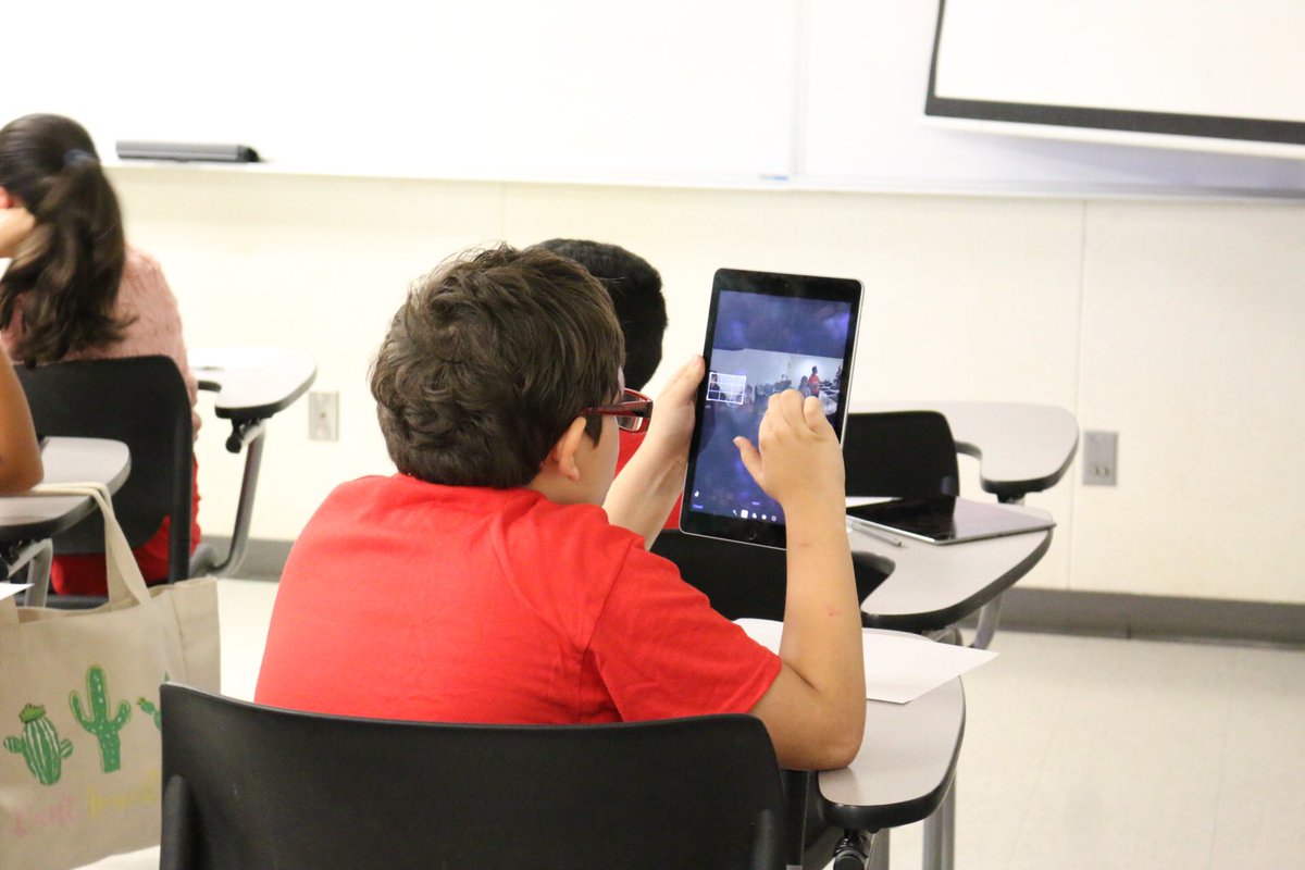 #HappeningNow <a href="/Fresno_State/">Fresno State</a> <a href="/FresnoKremenEdu/">Kremen School of Education and Human Development</a> Check out VIDEO PRODUCTION