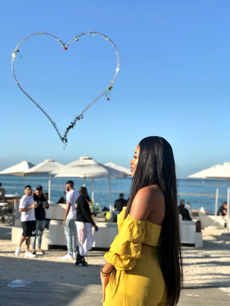 CaramellowBear's tweet photo. Birthday 🌻 https://t.co/GoHEclEY9n