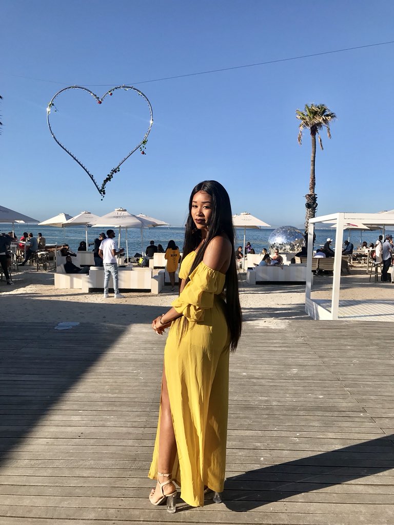 CaramellowBear's tweet photo. Birthday 🌻 https://t.co/GoHEclEY9n