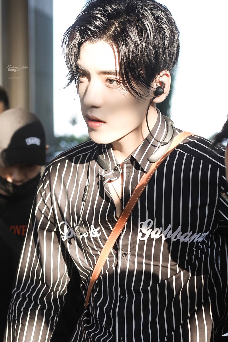 wangziyiupdates's tweet photo. 180924

Cr.NastyNaughtyBoogie

Morning Mr. Sunshine 💙

#王子异 #idolproducer #idolproducer2018 #WangZiyi #ninepercent王子异 #NINEPERCENT https://t.co/G7zbM1n7wI