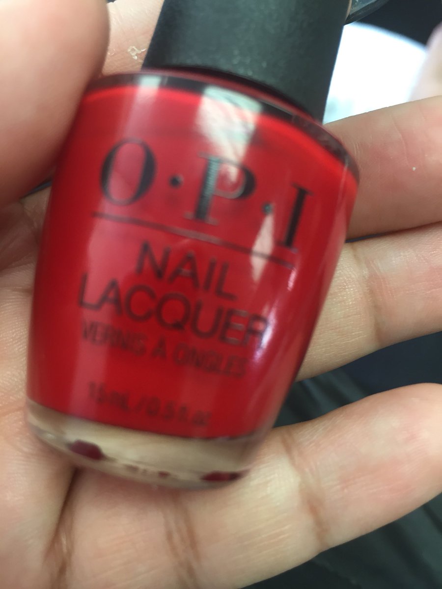 RocksRodriguez's tweet image. Toes getting that Big Apple Red. #opi #pedicure #whataretheseladiessaying #whoknows #AmIDoingThisRight