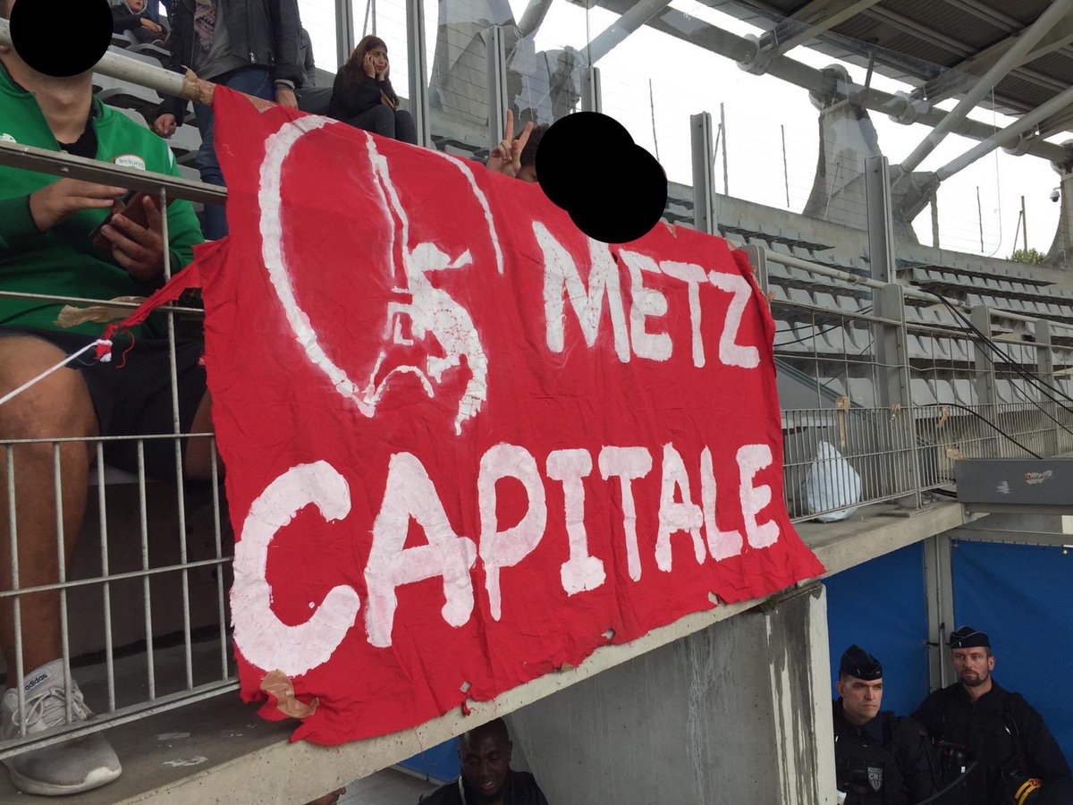 MetzCapitale's tweet photo. Un très gros parcage à charlety, malheureusement ça n'a pas suffit pour la victoire. Reste le souvenir d'une belle aprem entre potes et supporters de Metz.
#MContour #PFCFCM https://t.co/6wykVXhXXD