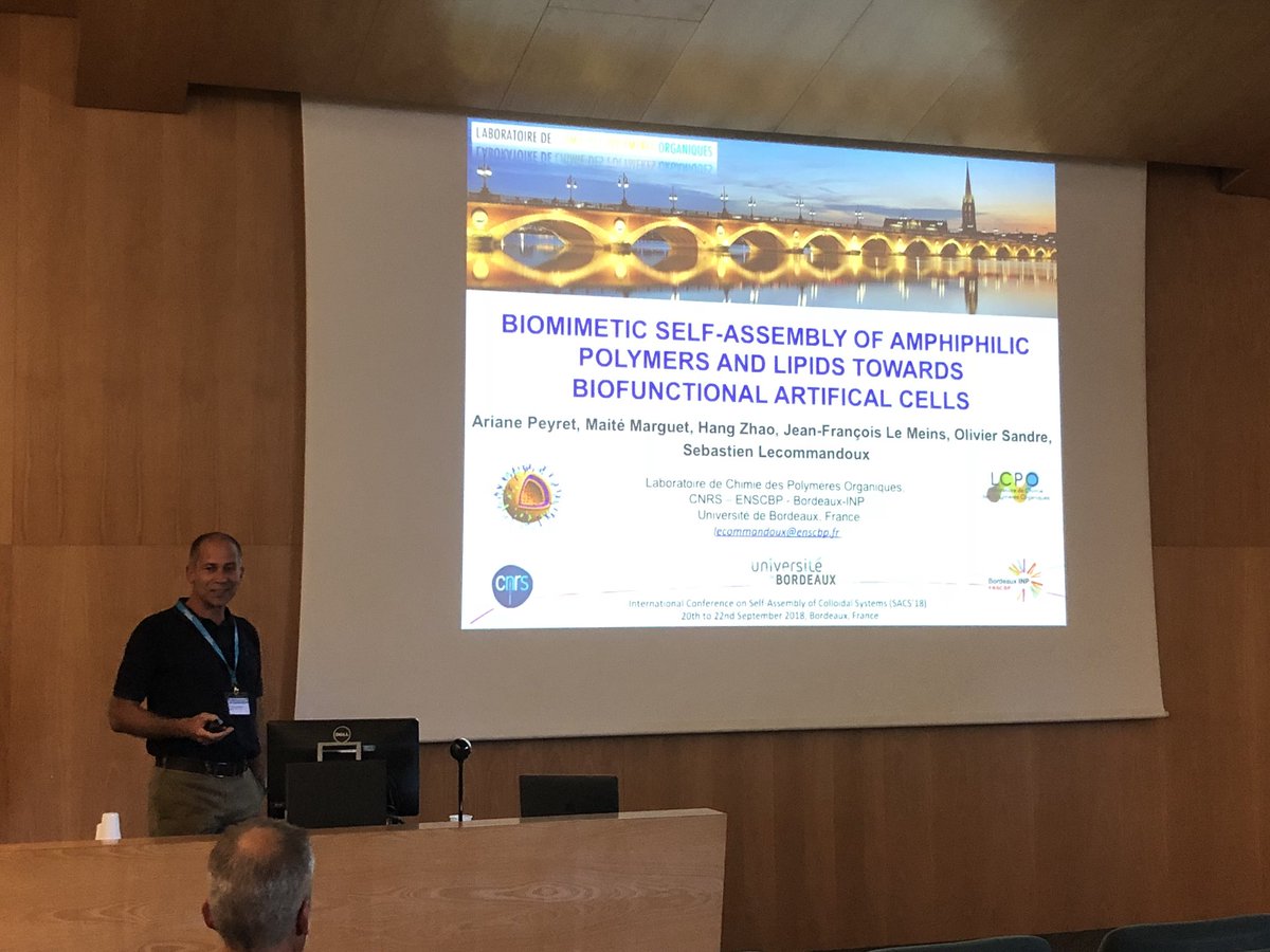 zhaohang1989's tweet image. Closing plenary talk given by Prof. Lecommandoux at SACS18. He spoke about #artificialcells from polymers and lipids. @Biomac_ACS_Bord @LCPO_Poly4Life