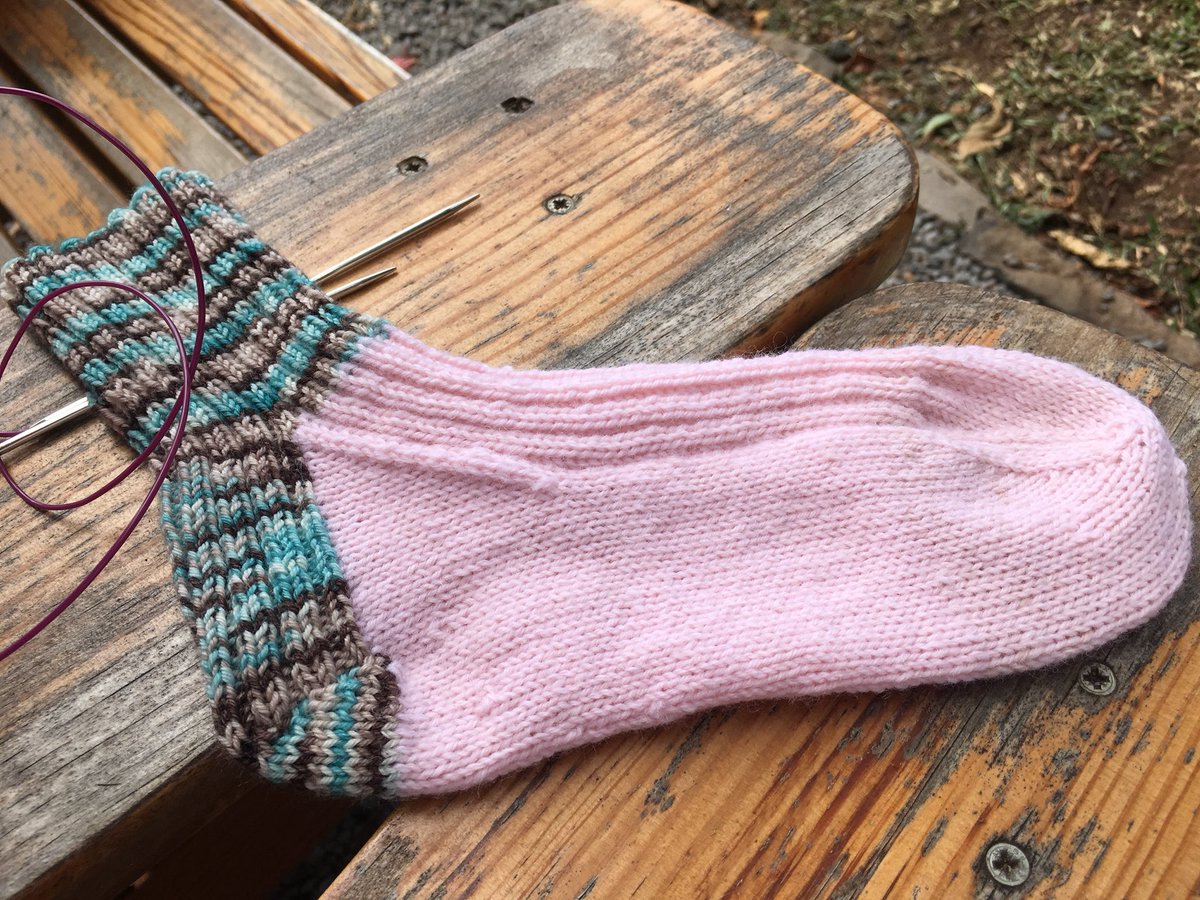knit1slip1psso's tweet photo. OK ... next one on the pins. One week to finish! #deadline #sockknitting #knitting #usingupscraps https://t.co/UO01qjXQLq