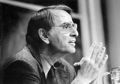 Librosyescritor's tweet photo. "La imaginación frecuentemente nos llevará a mundos que jamás fueron. Pero sin ella, no iremos a ningún lado".

Carl Sagan https://t.co/7SOz7D35hm