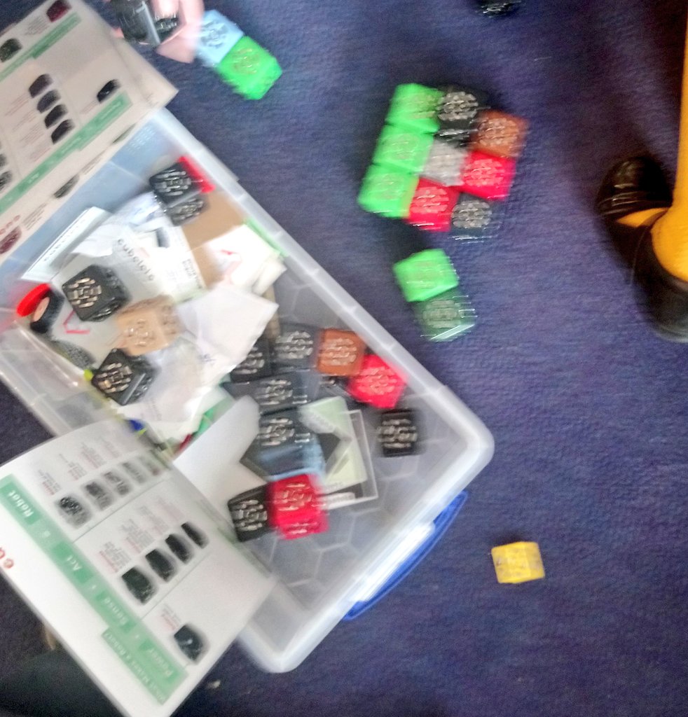 hackmakecode tweet media