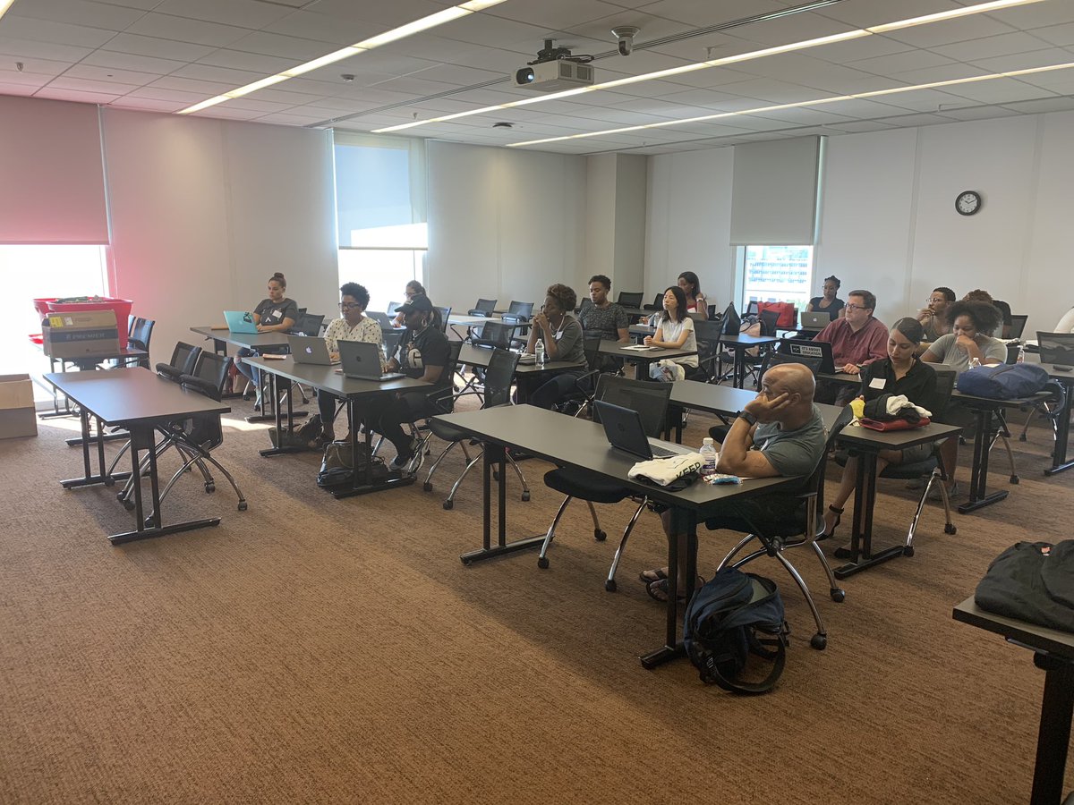 urbaned4change's tweet photo. Urban Educators for Change: Writer a Research Paper Workshop #WRPW https://t.co/U4vNWpjiSa