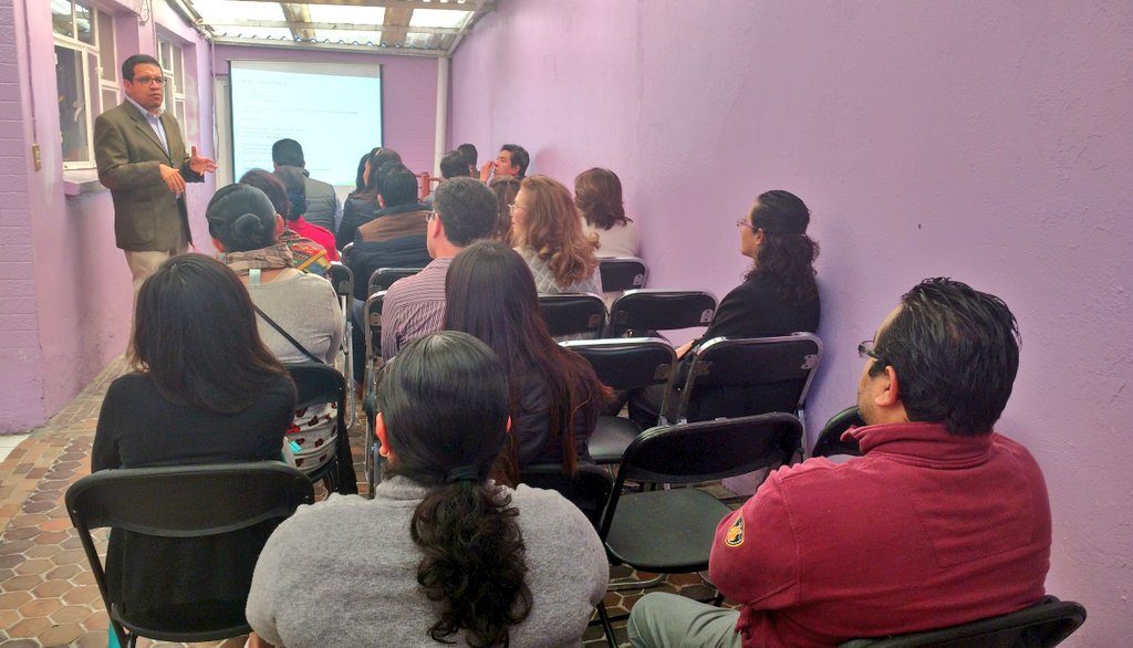 junpaz_mx's tweet photo. Damos inicio con la conferencia: "Ayuda a la Autoayuda" 🤝 en el Centro de Formación y Desarrollo Junpaz. 😉 https://t.co/5aV0DNtQPO