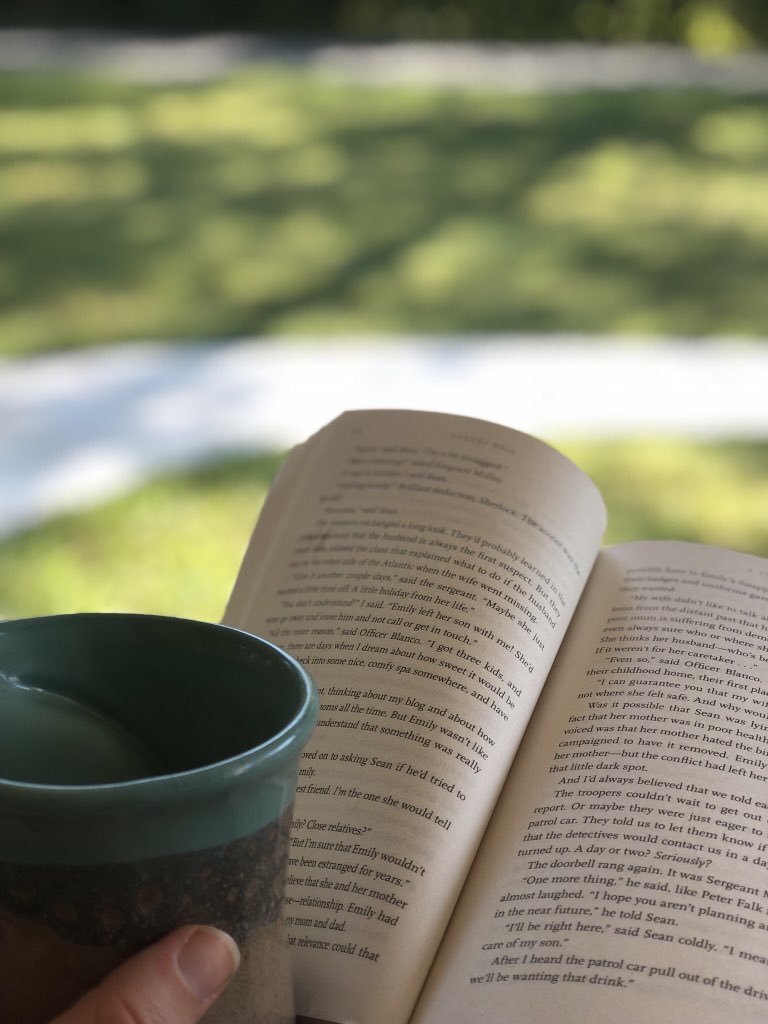 DESILibrary's tweet photo. There are few things better than starting a new book on a Saturday, on the front porch, with coffee (in an actual mug, not to go cup), with the sun shining and your dog beside you! Getting some relaxation in before we go canoe down Balcony Falls. #FINSUPnoexcuses #ReinventLCS https://t.co/ot8FNVRvYZ