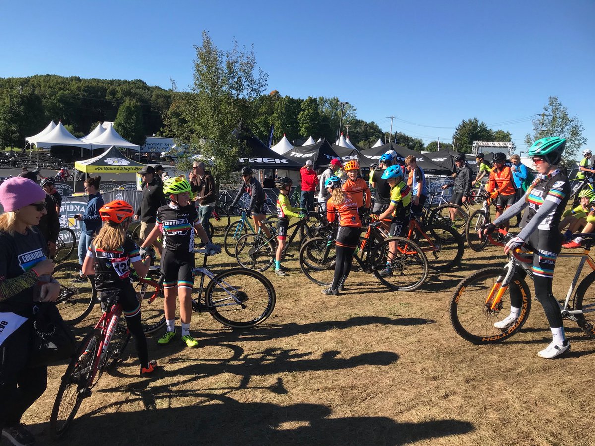 JBTrek08's tweet photo. Trek CX  Cup.. Kids race sold out with over 150 kids!!  Lots of kids coming from NICA.  Outside , not looking at a screens, exercising.... progress is being made! https://t.co/EzxLifV8tc